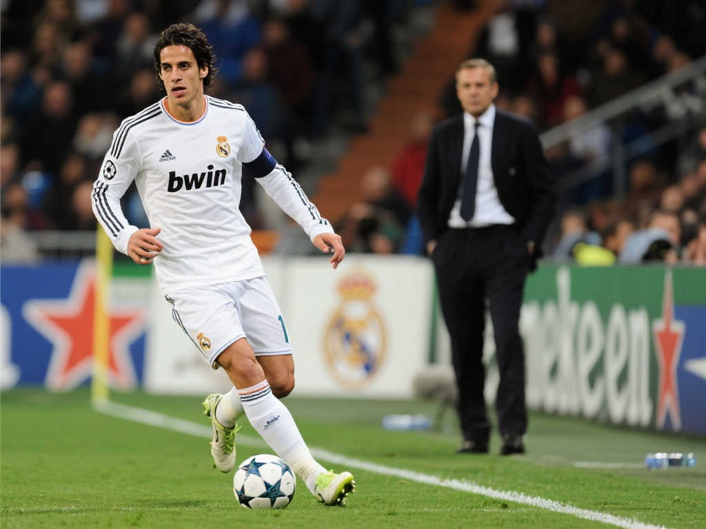 卡卡职业生涯为何走向低谷